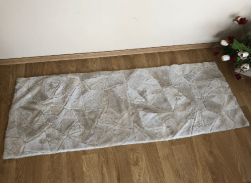 Teppich/Sesseldecke beige