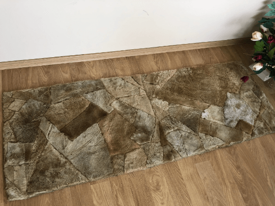 Teppich/Sesseldecke braun